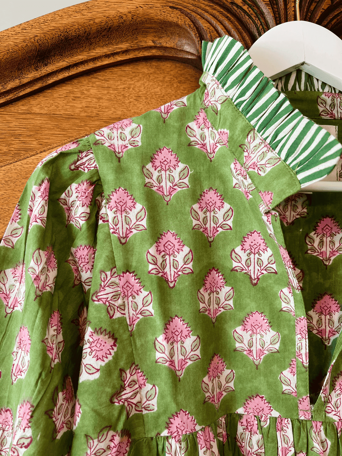 Ladies Green Flower Flower Sunshine Skirt